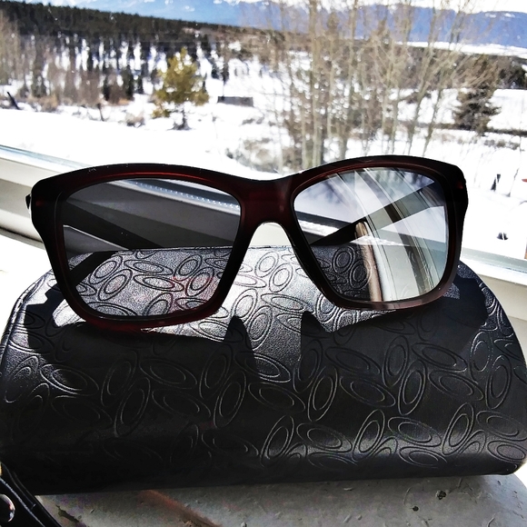 Oakley Accessories - Oakley "Hold On" Sunglasses